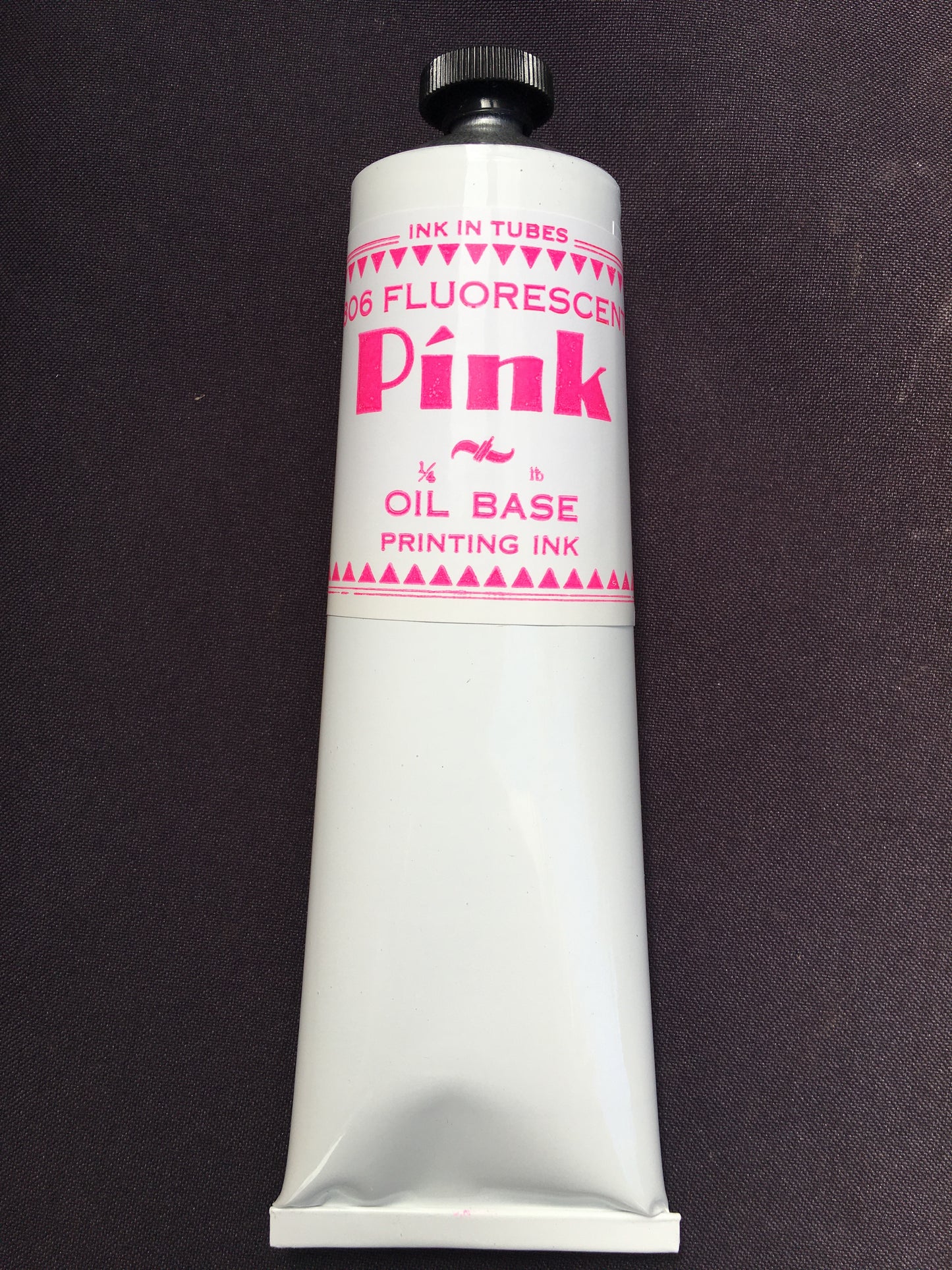 806 Fluorescent Pink