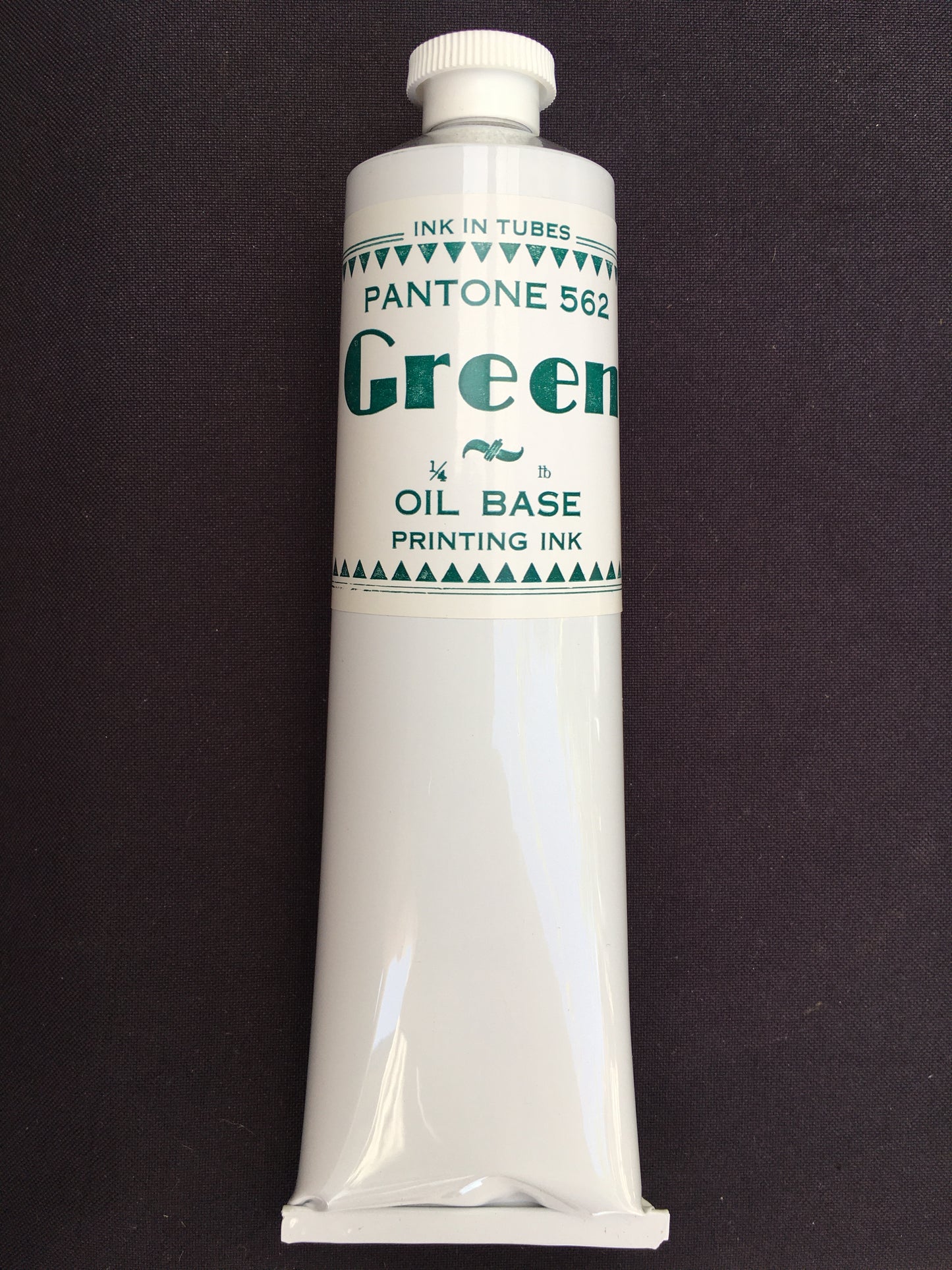 562 Green