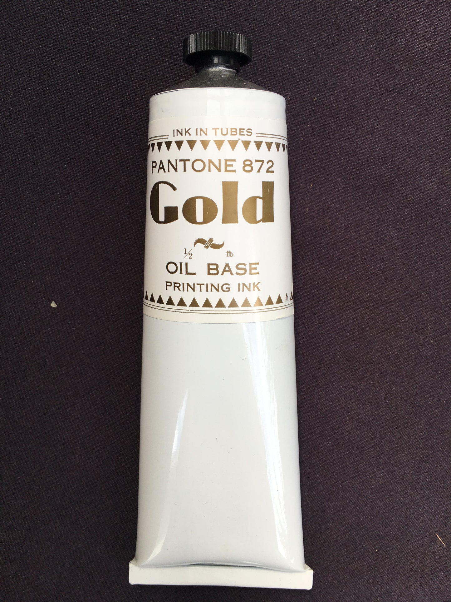 872 Gold